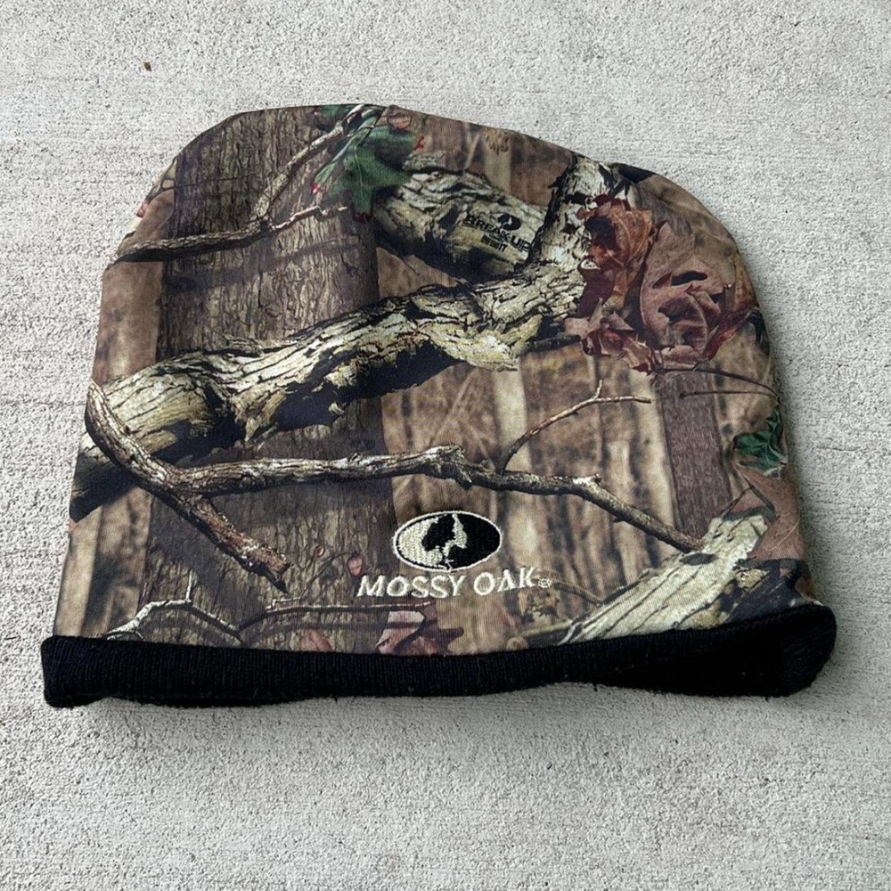 Mossy oak reversible beanie